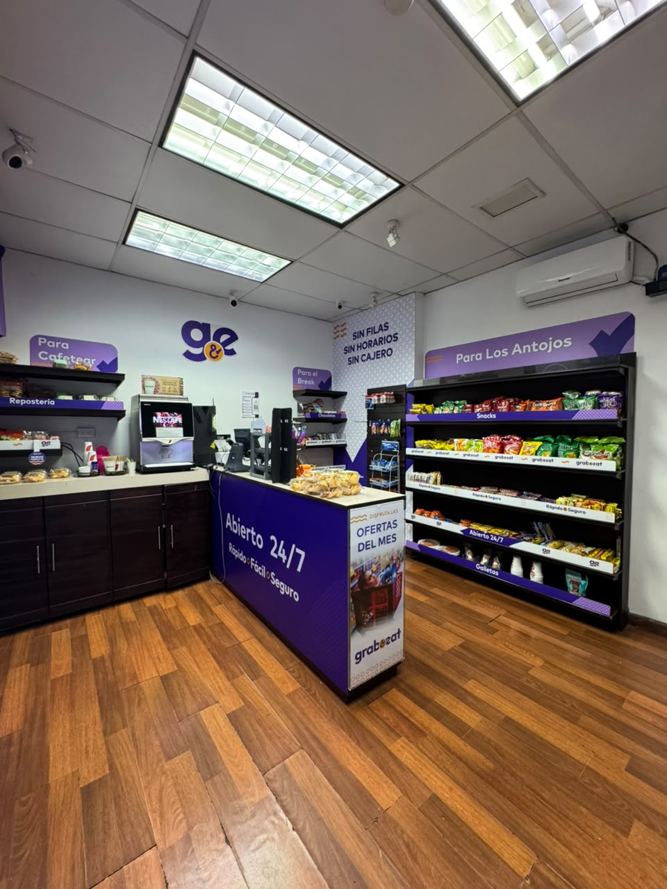 Tienda Grab&Eat para colaboradores dentro de una oficina